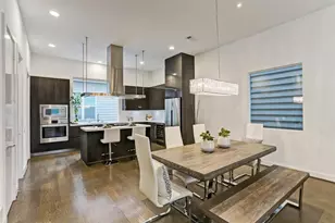 5905 E Post Oak Ln, Houston, TX 77055 - Photo 1