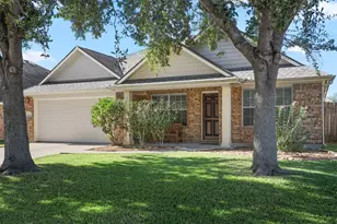 847 Crystal Bay Ln, League City, TX 77573 - Photo 3