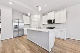 1322 Eagle Pass Dr, Rosharon, TX 77583 - Photo 11