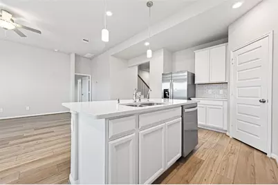 1322 Eagle Pass Drive, Rosharon, TX 77583 - Photo 13