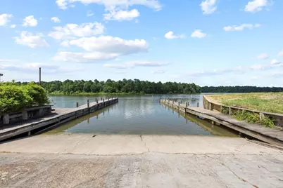 501 Bass Boat Village #211, Huntsville, TX 77320 - Photo 5