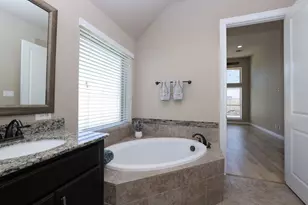 15123 Peralta Sound Cir, Cypress, TX 77429 - Photo 13