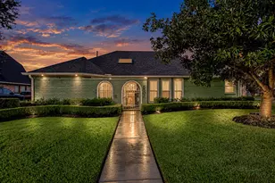 6502 Mona Vista Dr, Houston, TX 77083 - Photo 1