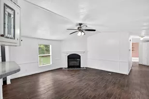21069 Lyndall Ln, Porter, TX 77365 - Photo 7