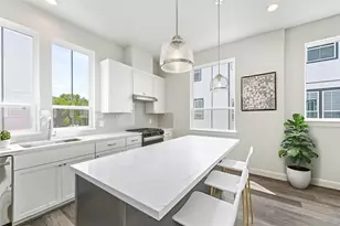 2708 Grand Fountains Dr, Houston, TX 77054 - Photo 9