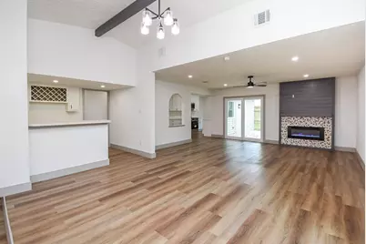 2110 Quail Valley East Drive, Missouri City, TX 77459 - Photo 9