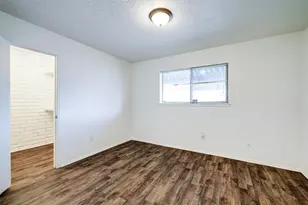 15251 Buckle Ln, Houston, TX 77060 - Photo 9