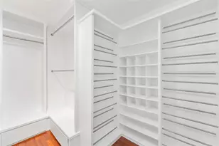 26418 Maplewood Dr, Oak Ridge North, TX 77386 - Photo 17