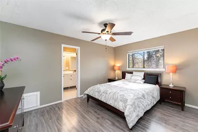 26418 Maplewood Drive, Oak Ridge North, TX 77386 - Photo 25