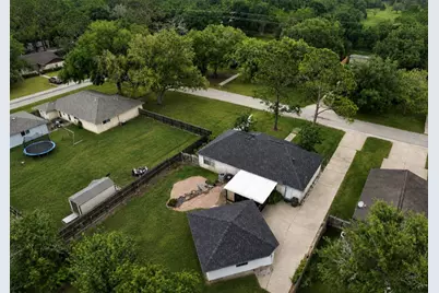 1710 Longhorn Avenue, Bay City, TX 77414 - Photo 5