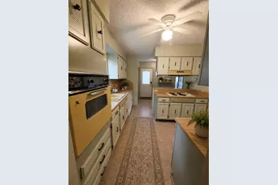 1710 Longhorn Avenue, Bay City, TX 77414 - Photo 19