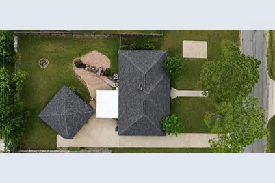 1710 Longhorn Avenue, Bay City, TX 77414 - Photo 31