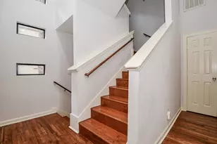 2431 Dorrington St, Houston, TX 77030 - Photo 9