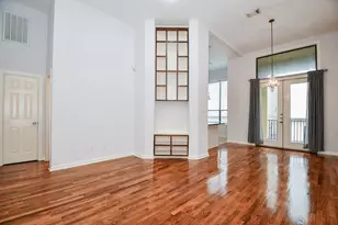 2431 Dorrington St, Houston, TX 77030 - Photo 11