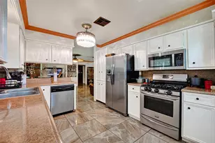 12511 Rubin St, Houston, TX 77047 - Photo 9