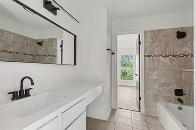 2119 Barr Street #A, Houston, TX 77080 - Photo 9