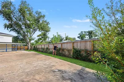 2119 Barr Street #A, Houston, TX 77080 - Photo 15