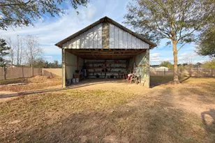 369 County Road 3556 Rd, Cleveland, TX 77327 - Photo 15