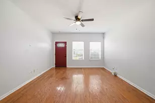 218 Plaza Del Sol Park, Houston, TX 77020 - Photo 3