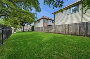 218 Plaza Del Sol Park, Houston, TX 77020 - Photo 29