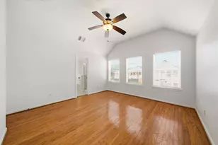 218 Plaza Del Sol Park, Houston, TX 77020 - Photo 11