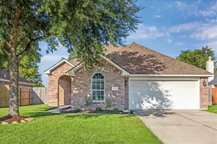 1015 Red River St, League City, TX 77573 - Photo 1