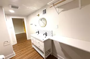 5201 Lindsay St, Houston, TX 77023 - Photo 7