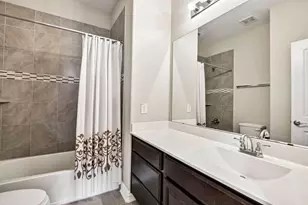 2414 Trocadero Ln, League City, TX 77573 - Photo 35