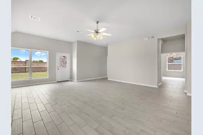 13210 Anchor Isle Court, Texas City, TX 77568 - Photo 7