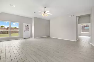 13210 Anchor Isle Ct, Texas City, TX 77568 - Photo 7