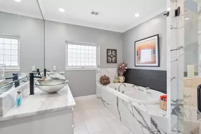 515 Westerly Drive, Tiki Island, TX 77554 - Photo 15