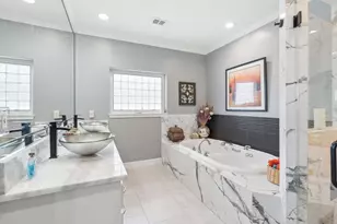 515 Westerly Dr, Tiki Island, TX 77554 - Photo 15