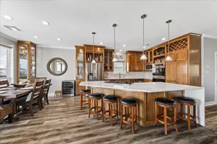 515 Westerly Dr, Tiki Island, TX 77554 - Photo 3