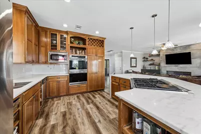 515 Westerly Drive, Tiki Island, TX 77554 - Photo 11