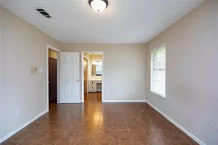 2 Circle Dr, Conroe, TX 77301 - Photo 23