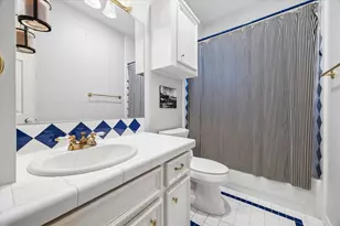 2018 Columbia St, Houston, TX 77008 - Photo 31