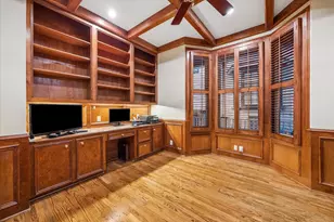 2018 Columbia St, Houston, TX 77008 - Photo 9