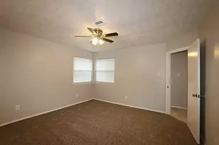 4817 Redbud Dr, Rosenberg, TX 77471 - Photo 9