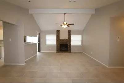 4817 Redbud Drive, Rosenberg, TX 77471 - Photo 3