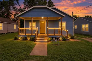 1622 W Milam St, Wharton, TX 77488 - Photo 1