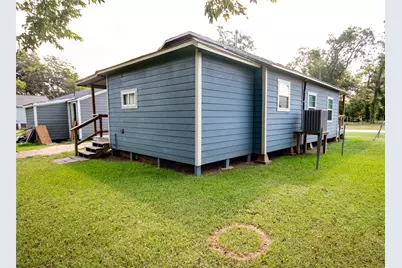 1622 W Milam Street, Wharton, TX 77488 - Photo 23