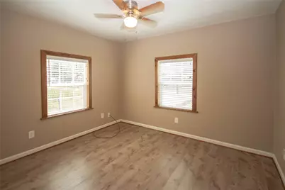 1622 W Milam Street, Wharton, TX 77488 - Photo 13