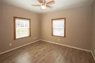 1622 W Milam St, Wharton, TX 77488 - Photo 13
