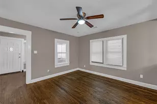 4102 Ursuline St, Galveston, TX 77550 - Photo 11