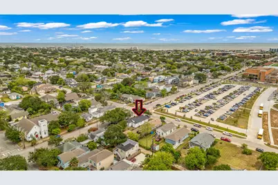 4102 Ursuline Street, Galveston, TX 77550 - Photo 41
