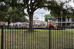 6349 Briar Rose Dr, Houston, TX 77057 - Photo 9