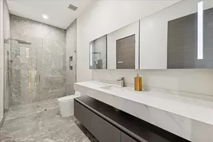 2610 Westgrove Ln, Houston, TX 77027 - Photo 27