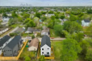 727 E 40th St, Houston, TX 77022 - Photo 27