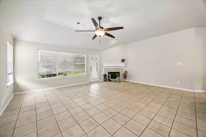 10719 Knoll Bend Lane, Houston, TX 77070 - Photo 5