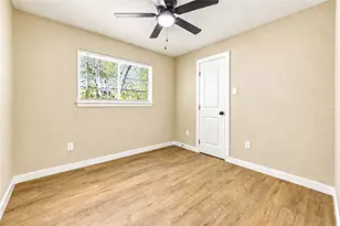 12118 Jutland Rd, Houston, TX 77048 - Photo 9